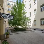 Wilcza City Centre Chic Apartment