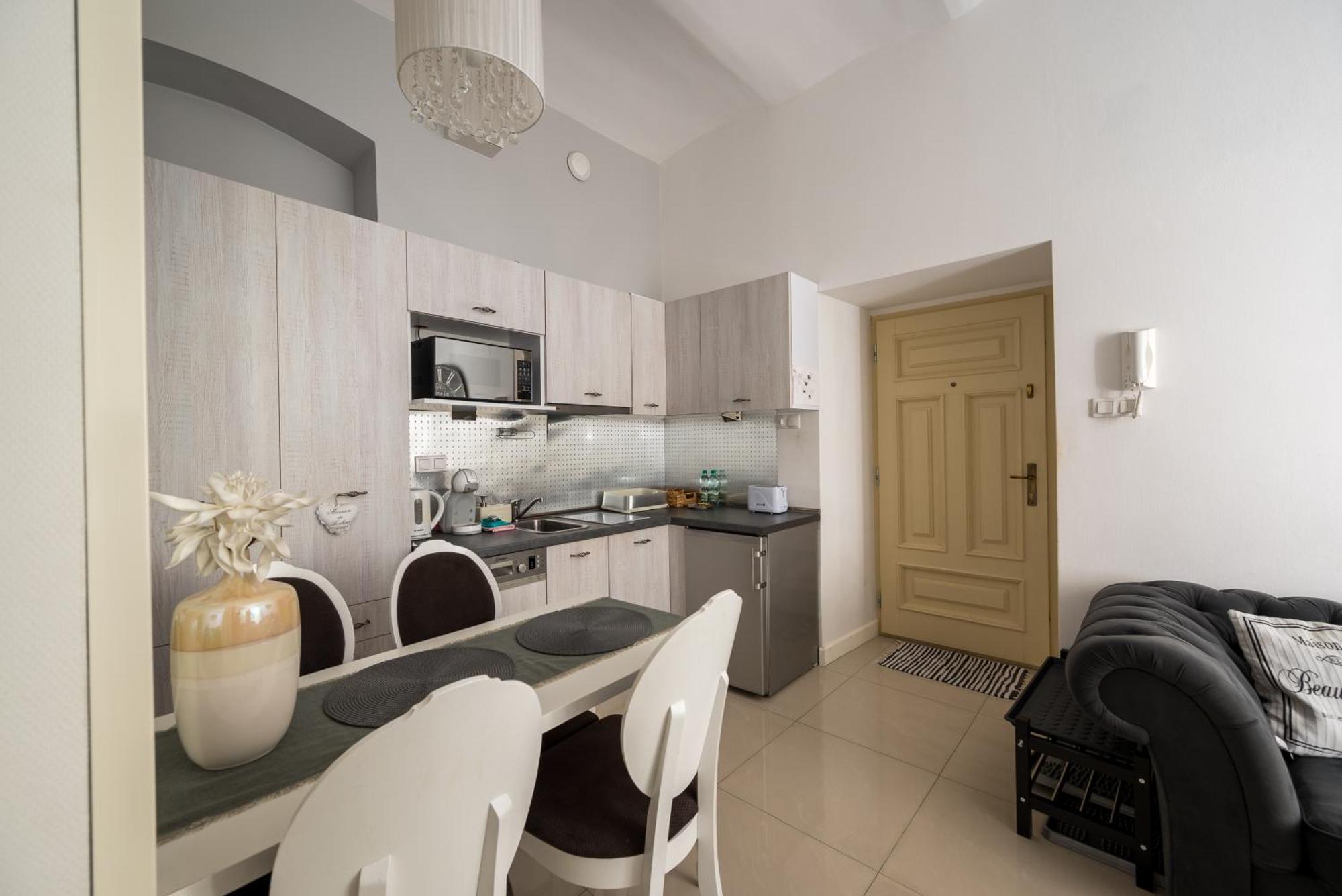 Apartament Wilcza Centre Chic Warszawa